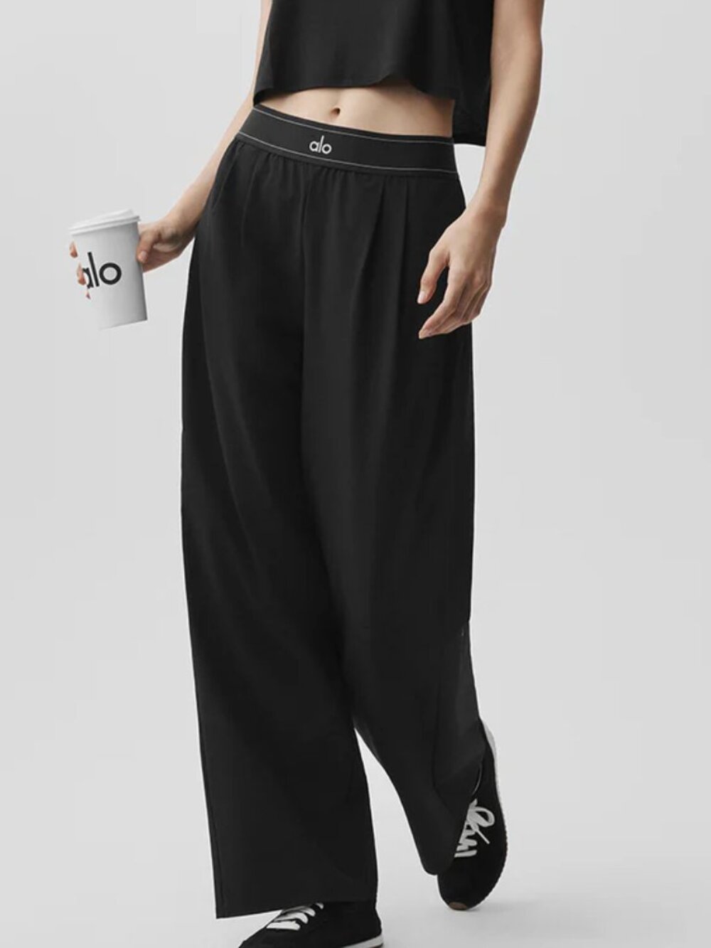 NWT Alo Yoga Black Wide Leg Pants XXS/XS Classic🏃🏻Athleisure Staple Regular⛺ - Picture 2 of 8